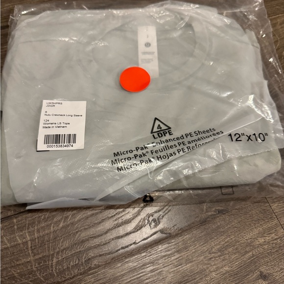 BRAND NEW IN BAG Lululemon Wundermost Ultra-Soft Nulu Crewneck Long-Sleeve Shirt - Picture 2 of 4